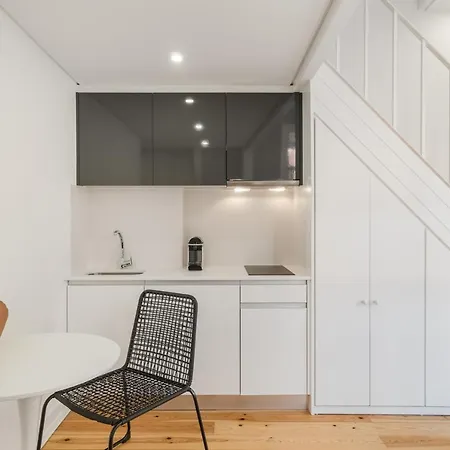 Apartament Casa Boma - Lighting & Modern With Balcony - Arroios Ii *