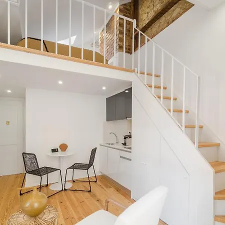 Apartament Casa Boma - Lighting & Modern With Balcony - Arroios Ii