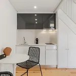 Casa Boma - Lighting & Modern With Balcony - Arroios Ii Apartment *