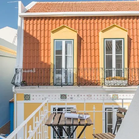 Casa Boma - Lighting & Modern With Balcony - Arroios Ii *